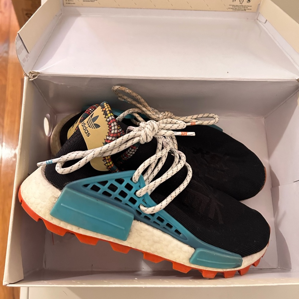 Adidas Human Races - Picture 2 of 3